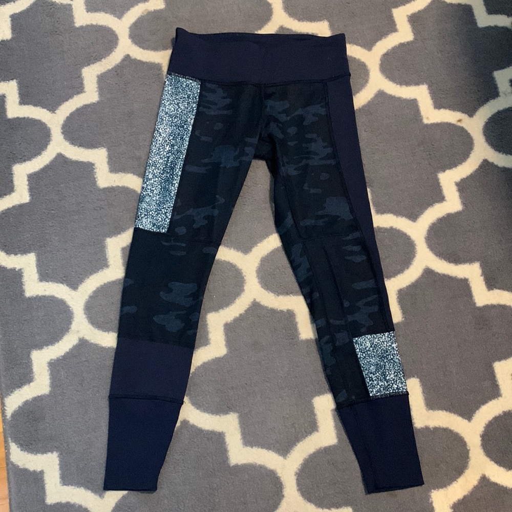 LuluLemon leggings, 25” Sz 6